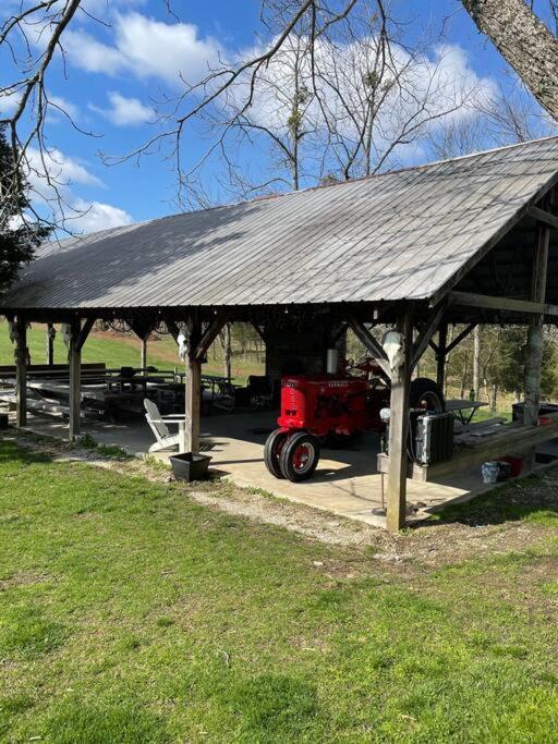 Bourbon Trail Cabin On The Farm Lawrenceburg Exteriör bild